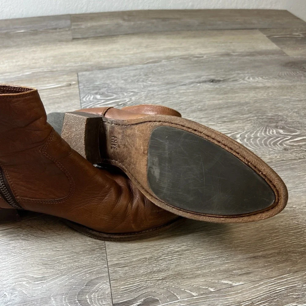 Frye Ankle Boots Womens 9 Cognac Brown Leather Western Side Zip 3476696-COG